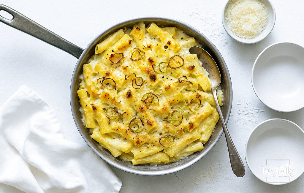 leek-and-gruyere-pasta-bake