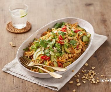 bang bang turkey noodle salad