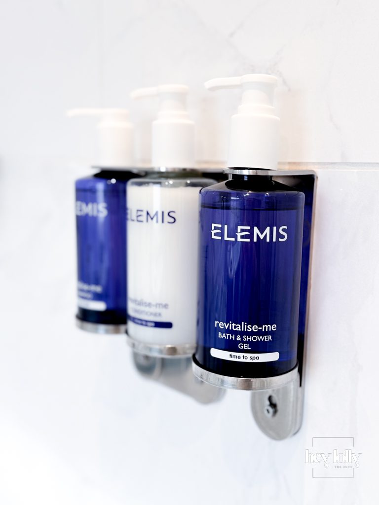Deep bathtub and Elemis toiletries in junior suite bathroom